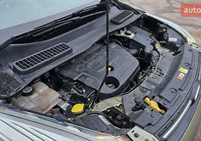 Зелений Форд Куга, об'ємом двигуна 2 л та пробігом 155 тис. км за 12500 $, фото 38 на Automoto.ua