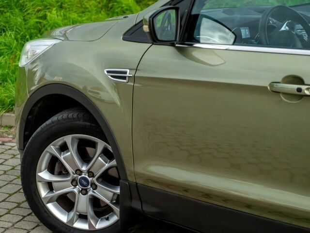 Зеленый Форд Куга, объемом двигателя 2 л и пробегом 206 тыс. км за 8100 $, фото 8 на Automoto.ua