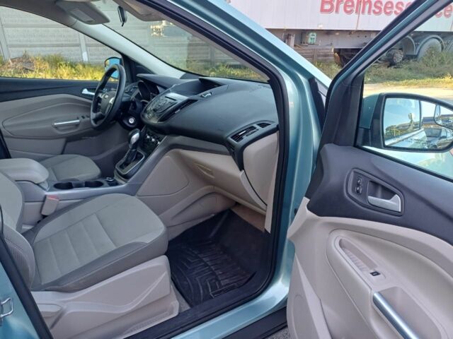 Зелений Форд Куга, об'ємом двигуна 0 л та пробігом 250 тис. км за 4500 $, фото 7 на Automoto.ua