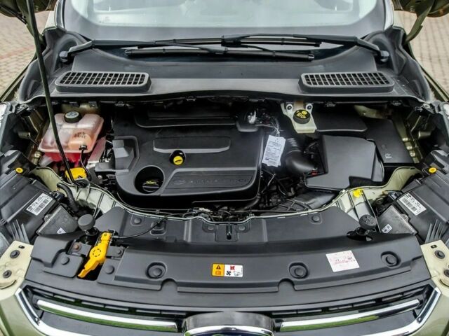 Зеленый Форд Куга, объемом двигателя 2 л и пробегом 206 тыс. км за 8100 $, фото 22 на Automoto.ua