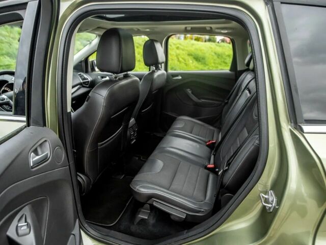 Зеленый Форд Куга, объемом двигателя 2 л и пробегом 206 тыс. км за 8100 $, фото 19 на Automoto.ua