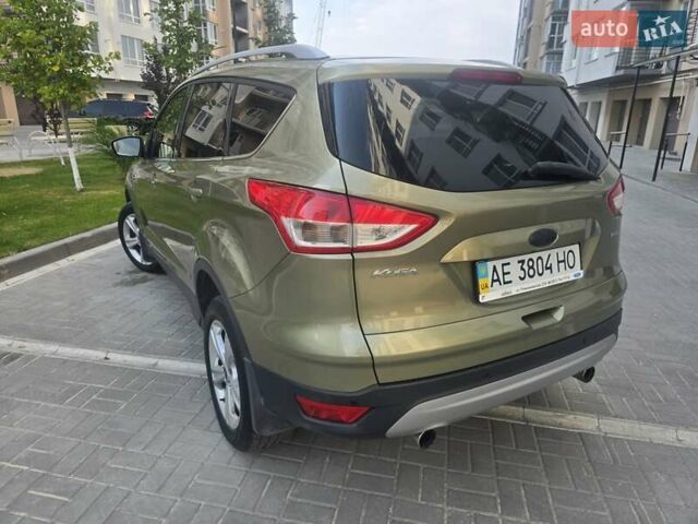 Зелений Форд Куга, об'ємом двигуна 2 л та пробігом 113 тис. км за 13000 $, фото 12 на Automoto.ua