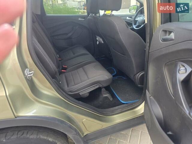 Зелений Форд Куга, об'ємом двигуна 2 л та пробігом 113 тис. км за 13000 $, фото 9 на Automoto.ua