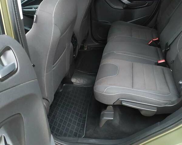 Форд Куга 2015 в Кривом Роге на Automoto.ua Зеленый Форд Куга, объемом двигателя 2 л и пробегом 167 тыс. км за 11900 $, фото 14 на Automoto.ua
