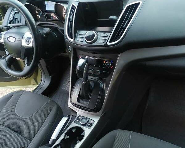 Форд Куга 2015 в Кривом Роге на Automoto.ua Зеленый Форд Куга, объемом двигателя 2 л и пробегом 167 тыс. км за 11900 $, фото 16 на Automoto.ua