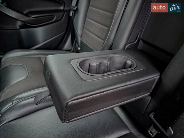 Помаранчевий Форд Куга, об'ємом двигуна 2 л та пробігом 249 тис. км за 14950 $, фото 84 на Automoto.ua