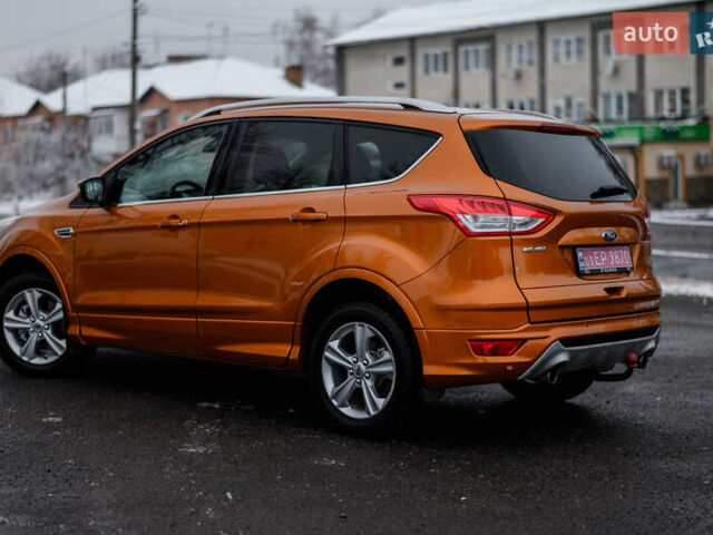 Оранжевый Форд Куга, объемом двигателя 2 л и пробегом 237 тыс. км за 14600 $, фото 6 на Automoto.ua