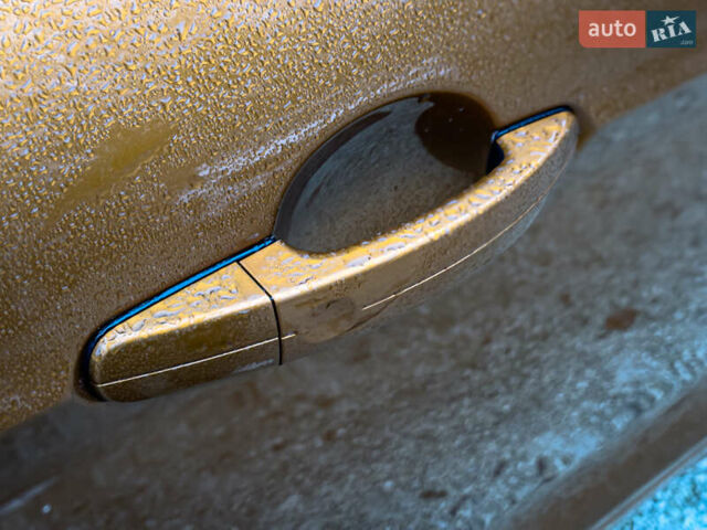 Помаранчевий Форд Куга, об'ємом двигуна 2 л та пробігом 249 тис. км за 14950 $, фото 60 на Automoto.ua