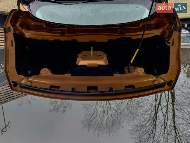 Помаранчевий Форд Куга, об'ємом двигуна 2 л та пробігом 249 тис. км за 14950 $, фото 106 на Automoto.ua