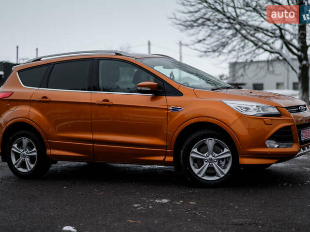 Оранжевый Форд Куга, объемом двигателя 2 л и пробегом 237 тыс. км за 14600 $, фото 15 на Automoto.ua