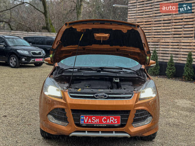 Помаранчевий Форд Куга, об'ємом двигуна 2 л та пробігом 249 тис. км за 14950 $, фото 104 на Automoto.ua