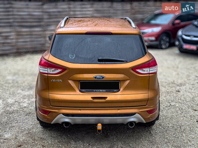 Помаранчевий Форд Куга, об'ємом двигуна 2 л та пробігом 249 тис. км за 14950 $, фото 20 на Automoto.ua