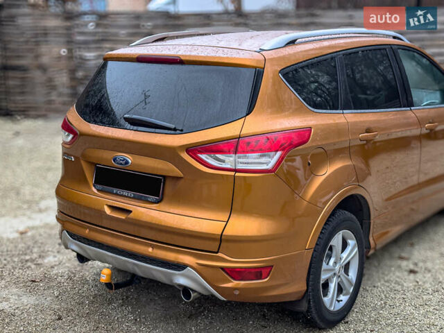 Помаранчевий Форд Куга, об'ємом двигуна 2 л та пробігом 249 тис. км за 14950 $, фото 41 на Automoto.ua