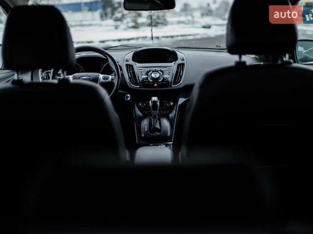 Оранжевый Форд Куга, объемом двигателя 2 л и пробегом 237 тыс. км за 14600 $, фото 39 на Automoto.ua