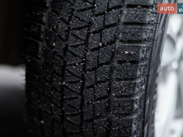 Оранжевый Форд Куга, объемом двигателя 2 л и пробегом 237 тыс. км за 14600 $, фото 20 на Automoto.ua