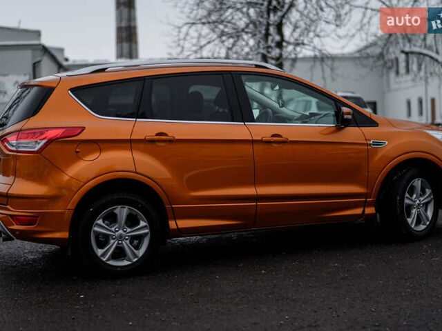 Оранжевый Форд Куга, объемом двигателя 2 л и пробегом 237 тыс. км за 14600 $, фото 13 на Automoto.ua
