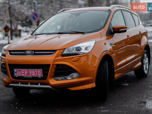 Оранжевый Форд Куга, объемом двигателя 2 л и пробегом 237 тыс. км за 14600 $, фото 1 на Automoto.ua