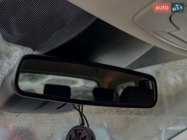 Помаранчевий Форд Куга, об'ємом двигуна 2 л та пробігом 249 тис. км за 14950 $, фото 78 на Automoto.ua