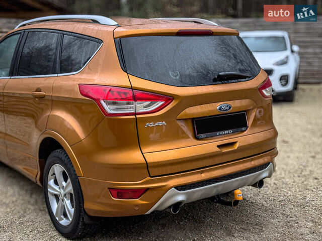 Помаранчевий Форд Куга, об'ємом двигуна 2 л та пробігом 249 тис. км за 14950 $, фото 34 на Automoto.ua