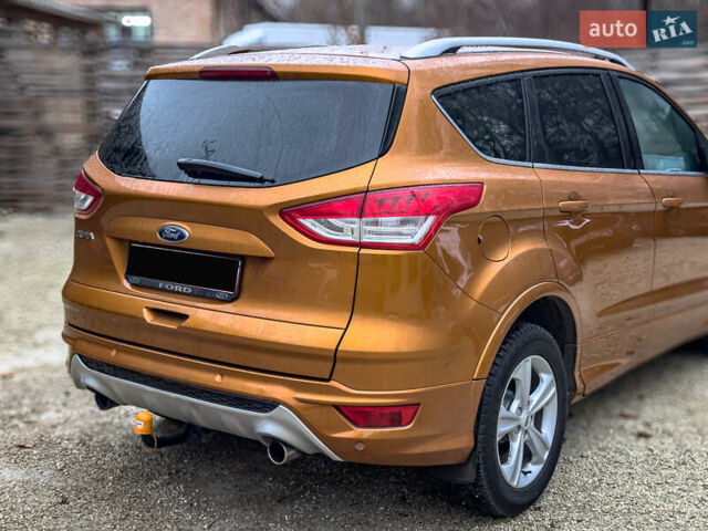 Помаранчевий Форд Куга, об'ємом двигуна 2 л та пробігом 249 тис. км за 14950 $, фото 40 на Automoto.ua