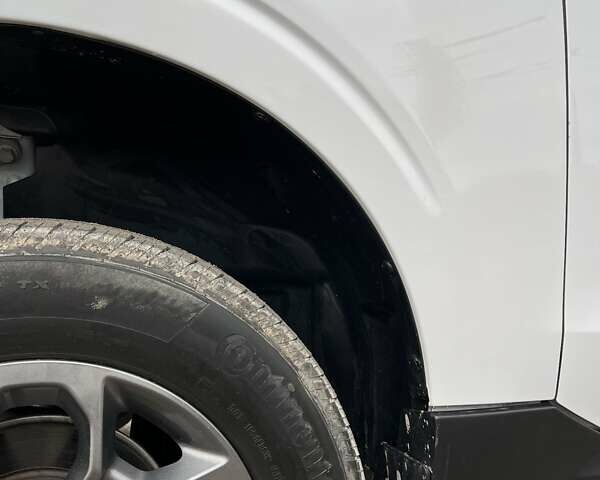 Білий Форд Маверік, об'ємом двигуна 2.49 л та пробігом 38 тис. км за 35000 $, фото 17 на Automoto.ua