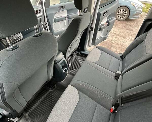 Білий Форд Маверік, об'ємом двигуна 2.49 л та пробігом 38 тис. км за 35000 $, фото 26 на Automoto.ua