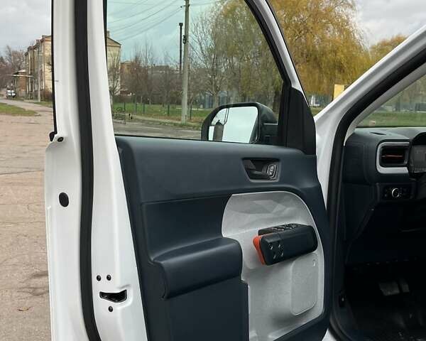 Білий Форд Маверік, об'ємом двигуна 2.49 л та пробігом 38 тис. км за 35000 $, фото 24 на Automoto.ua