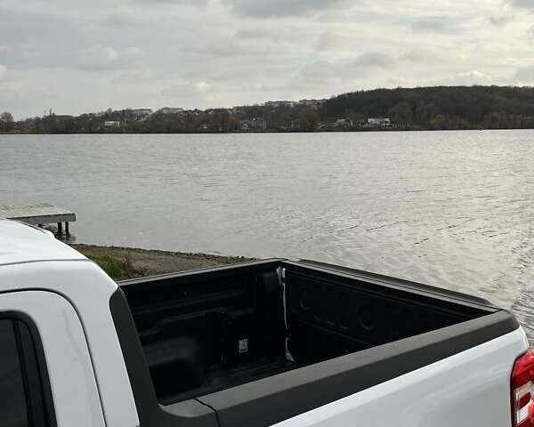 Білий Форд Маверік, об'ємом двигуна 2.49 л та пробігом 38 тис. км за 35000 $, фото 1 на Automoto.ua