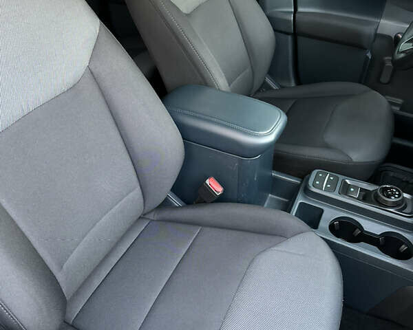 Форд Маверик 2023 в Ровно на Automoto.ua Черный Форд Маверик, объемом двигателя 2 л и пробегом 55 тыс. км за 23500 $, фото 35 на Automoto.ua