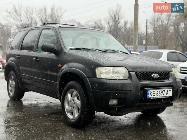 Черный Форд Маверик, объемом двигателя 2 л и пробегом 290 тыс. км за 3600 $, фото 3 на Automoto.ua