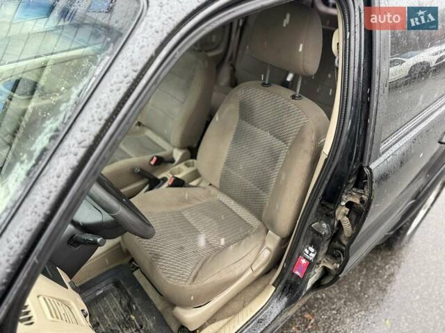 Черный Форд Маверик, объемом двигателя 2 л и пробегом 290 тыс. км за 3600 $, фото 9 на Automoto.ua