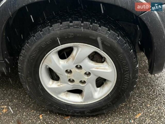 Черный Форд Маверик, объемом двигателя 2 л и пробегом 290 тыс. км за 3600 $, фото 4 на Automoto.ua