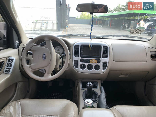 Черный Форд Маверик, объемом двигателя 2.3 л и пробегом 240 тыс. км за 6600 $, фото 6 на Automoto.ua