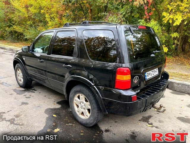 Черный Форд Маверик, объемом двигателя 3 л и пробегом 240 тыс. км за 2500 $, фото 2 на Automoto.ua