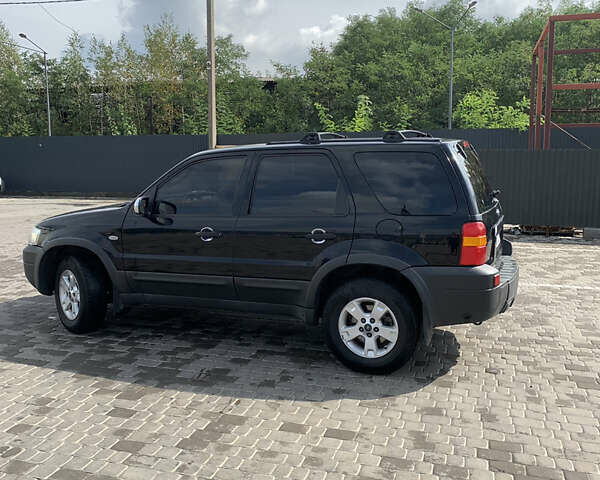 Черный Форд Маверик, объемом двигателя 2.3 л и пробегом 240 тыс. км за 6600 $, фото 2 на Automoto.ua