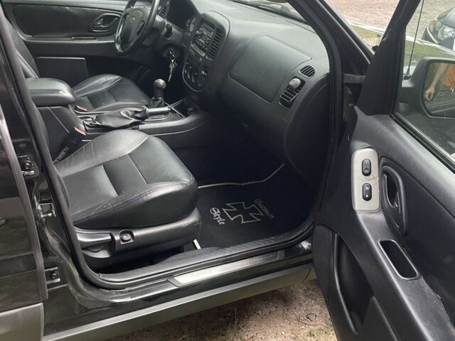 Форд Маверик 2006 в Киеве на Automoto.ua Черный Форд Маверик, объемом двигателя 2.3 л и пробегом 160 тыс. км за 3743 $, фото 6 на Automoto.ua