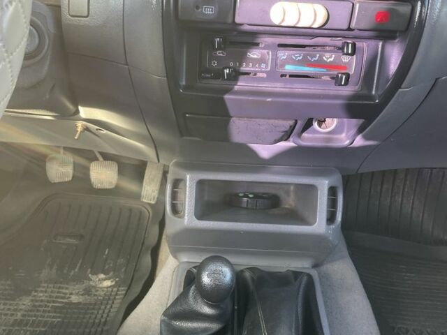 Фиолетовый Форд Маверик, объемом двигателя 0 л и пробегом 250 тыс. км за 3295 $, фото 9 на Automoto.ua