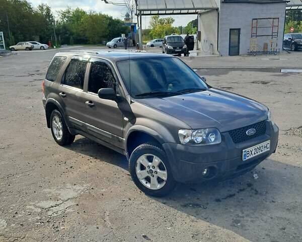 Коричневый Форд Маверик, объемом двигателя 2.3 л и пробегом 270 тыс. км за 5400 $, фото 7 на Automoto.ua