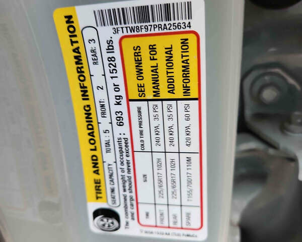 Форд Маверик, объемом двигателя 2 л и пробегом 35 тыс. км за 20000 $, фото 3 на Automoto.ua