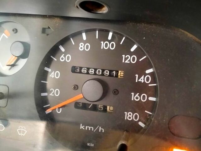 Форд Маверик, объемом двигателя 2.7 л и пробегом 300 тыс. км за 2300 $, фото 3 на Automoto.ua