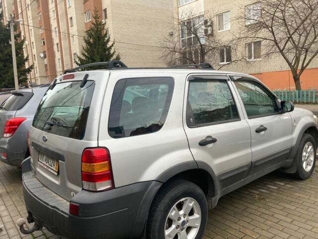 Серый Форд Маверик, объемом двигателя 2.3 л и пробегом 250 тыс. км за 3000 $, фото 3 на Automoto.ua