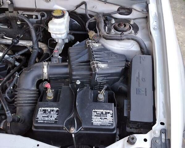 Серый Форд Маверик, объемом двигателя 2.3 л и пробегом 130 тыс. км за 5850 $, фото 16 на Automoto.ua