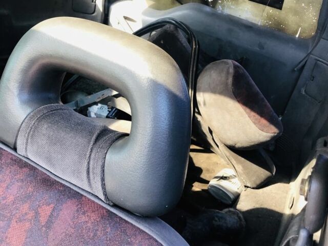 Зеленый Форд Маверик, объемом двигателя 2.7 л и пробегом 300 тыс. км за 600 $, фото 2 на Automoto.ua