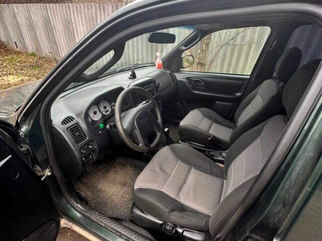 Зеленый Форд Маверик, объемом двигателя 2 л и пробегом 254 тыс. км за 2500 $, фото 3 на Automoto.ua