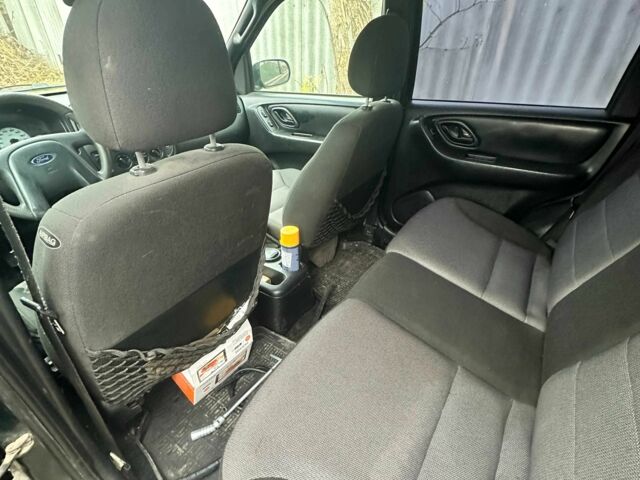 Зеленый Форд Маверик, объемом двигателя 2 л и пробегом 254 тыс. км за 2500 $, фото 4 на Automoto.ua