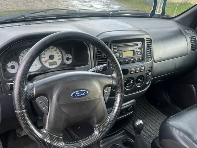 Зеленый Форд Маверик, объемом двигателя 2 л и пробегом 195 тыс. км за 3500 $, фото 11 на Automoto.ua