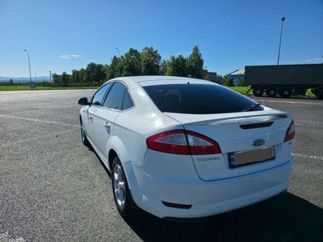 Білий Форд Мондео, об'ємом двигуна 1.8 л та пробігом 441 тис. км за 6200 $, фото 2 на Automoto.ua