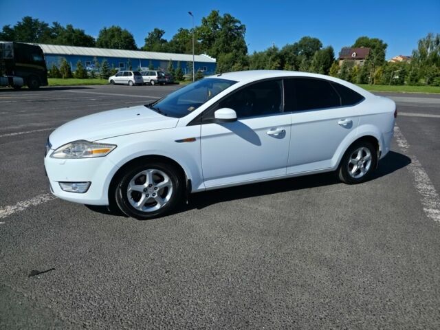 Білий Форд Мондео, об'ємом двигуна 1.8 л та пробігом 441 тис. км за 6200 $, фото 1 на Automoto.ua