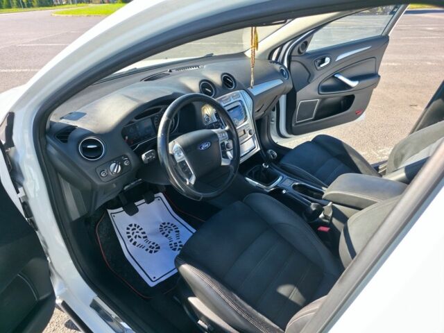 Білий Форд Мондео, об'ємом двигуна 1.8 л та пробігом 441 тис. км за 6200 $, фото 5 на Automoto.ua