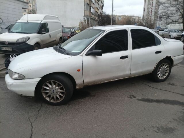 Білий Форд Мондео, об'ємом двигуна 2 л та пробігом 350 тис. км за 946 $, фото 3 на Automoto.ua